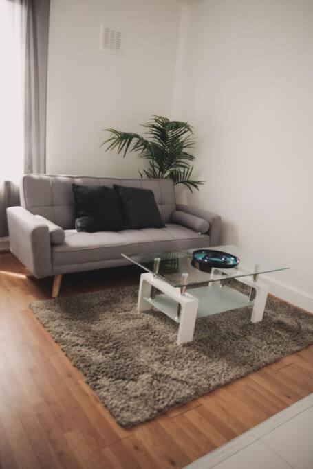 3 Bed Flat With Balcony Central 伦敦 外观 照片