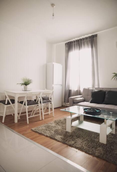 3 Bed Flat With Balcony Central 伦敦 外观 照片