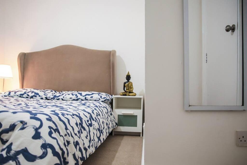 3 Bed Flat With Balcony Central 伦敦 外观 照片